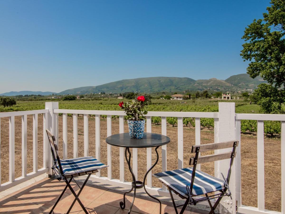 Villa In Pietra Kalamaras Makhairádhon Екстериор снимка