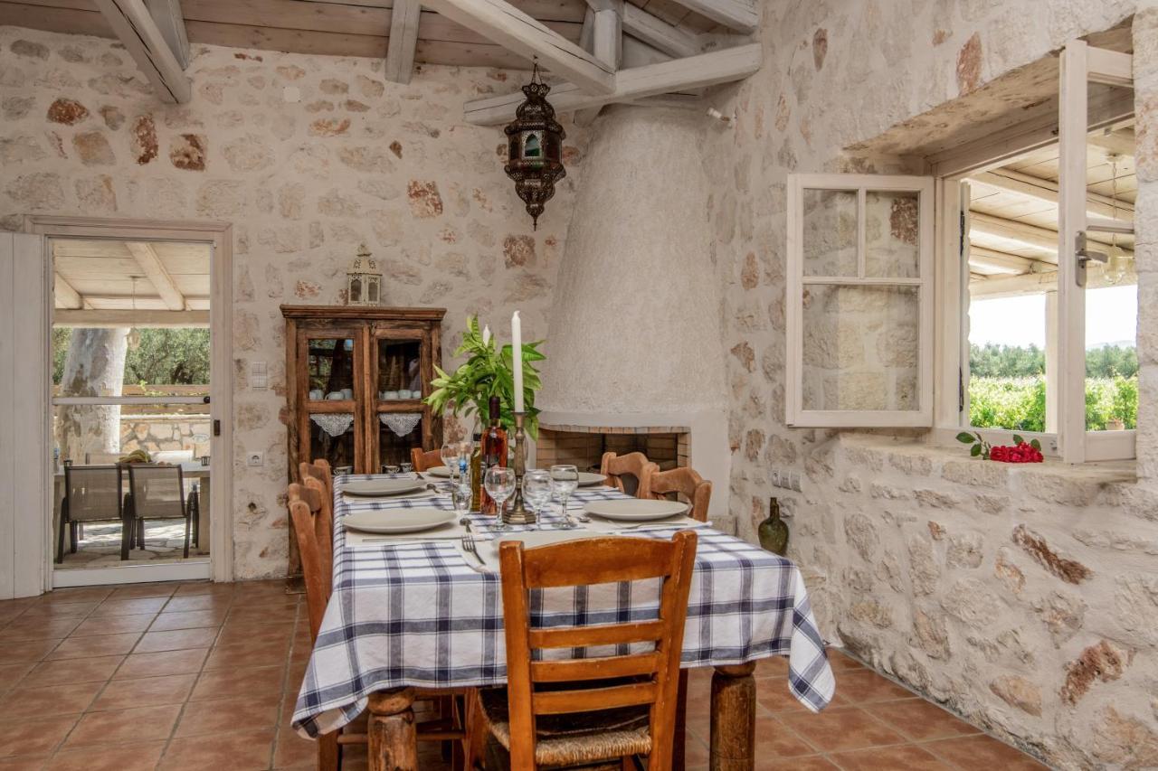 Villa In Pietra Kalamaras Makhairádhon Екстериор снимка