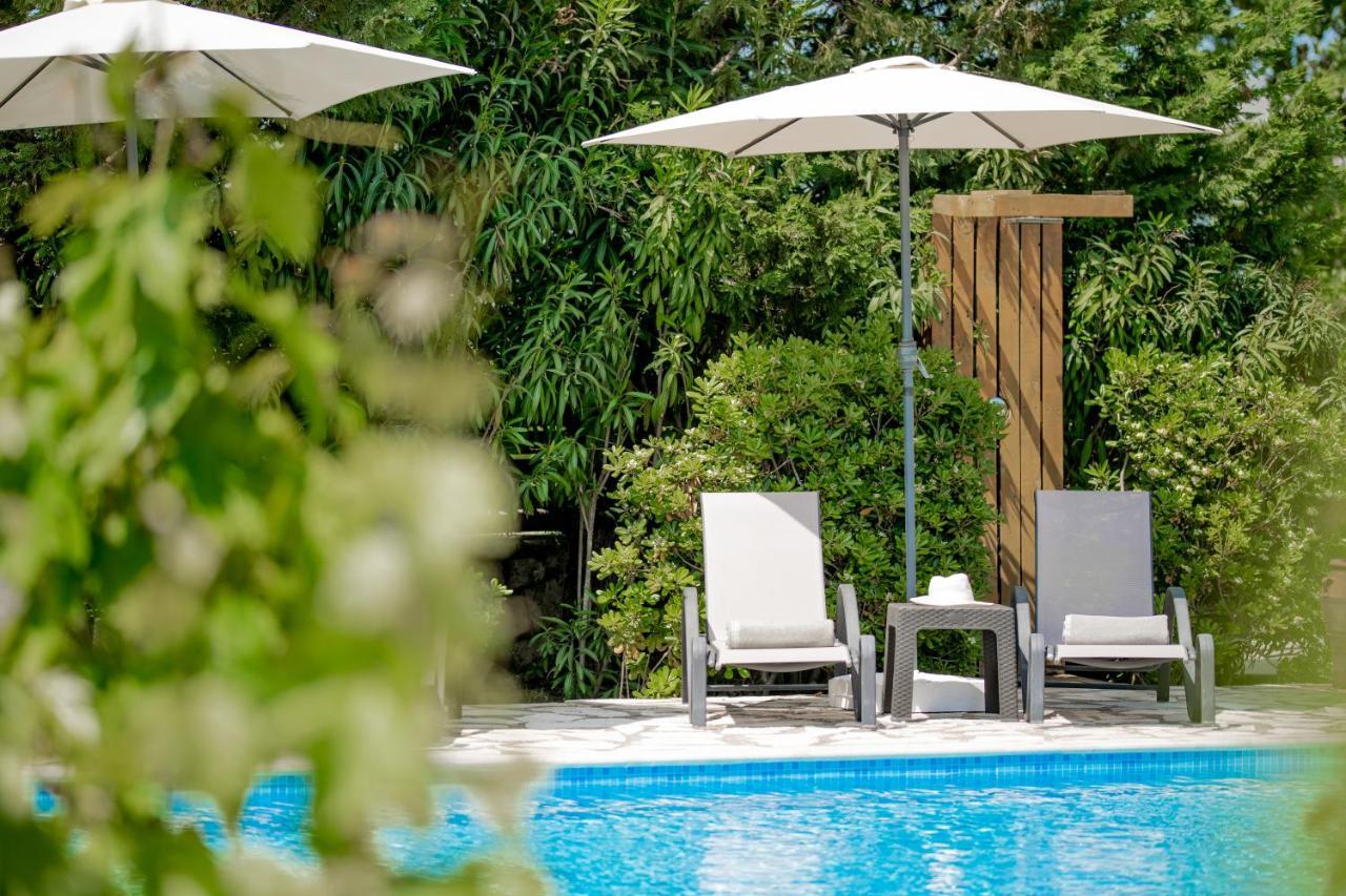 Villa In Pietra Kalamaras Makhairádhon Екстериор снимка